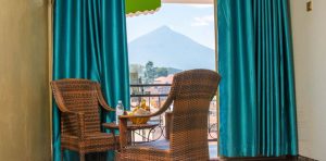 Wake Up to Mountain Views – Sleep in Style